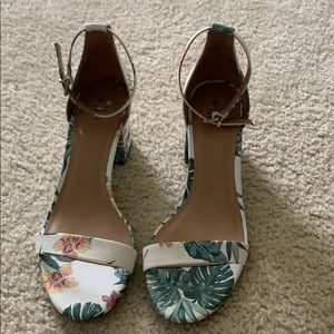 Floral heeled strapy sandals!